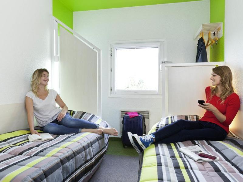 Hotel Premiere Classe Evry Sud - Mennecy